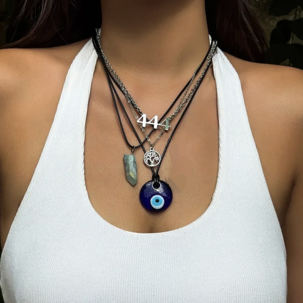 4 piece necklace set